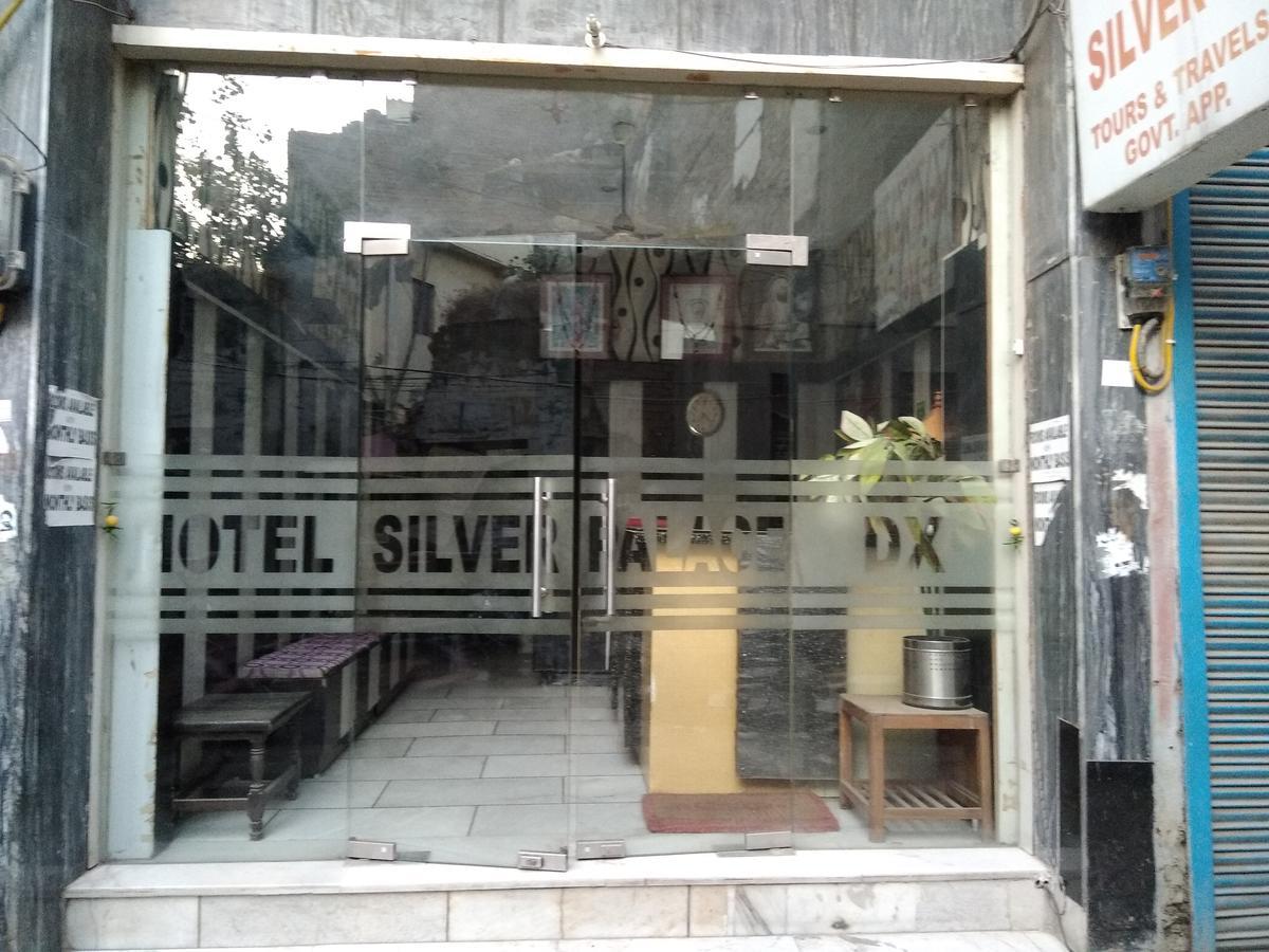 Silver Palace Hotel Nowe Delhi Zewnętrze zdjęcie